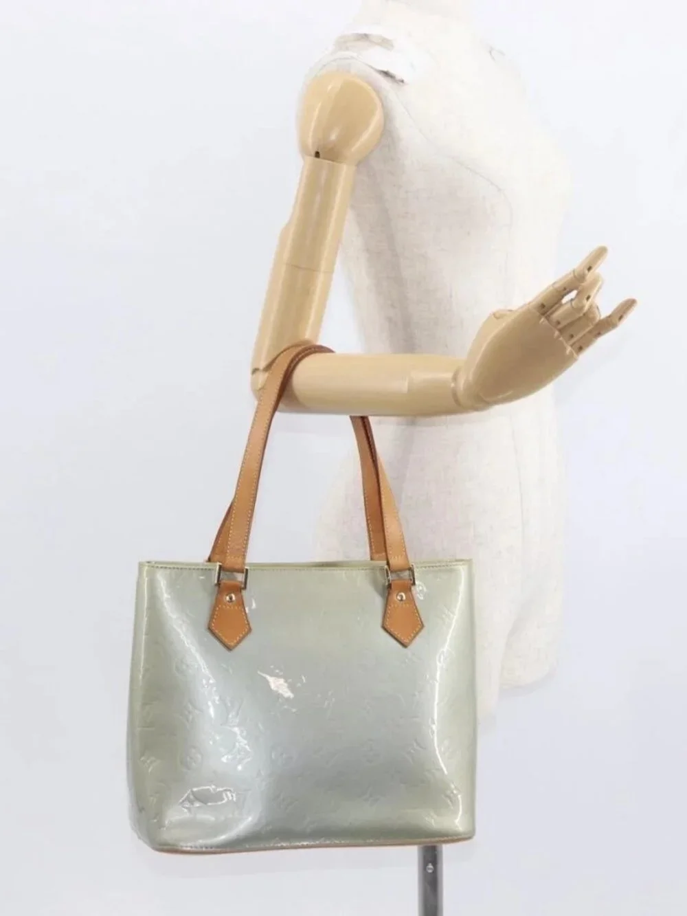 LOUIS VUITTON Monogram Vernis Houston Hand Bag Gris M91053 LV Auth 157738 - Picture 15 of 16